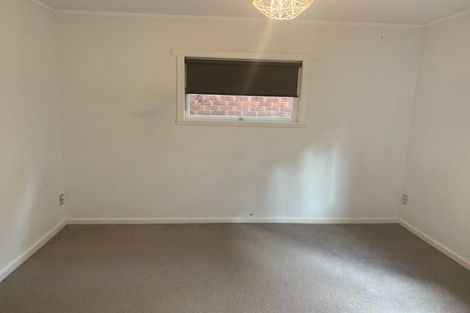 Photo of property in 2/36 Masterton Road, Rothesay Bay, Auckland, 0630
