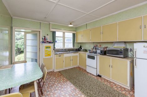 Photo of property in 120 The Parade, Paekakariki, 5034