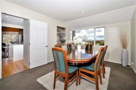 Photo of property in 1 Glucina Avenue, West Harbour, Auckland, 0618