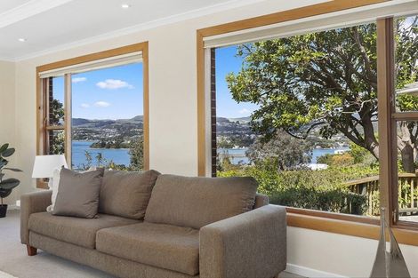 Photo of property in 94 Mana View Road, Paremata, Porirua, 5026