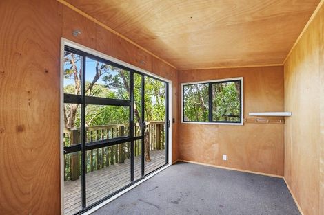 Photo of property in 94 Mana View Road, Paremata, Porirua, 5026