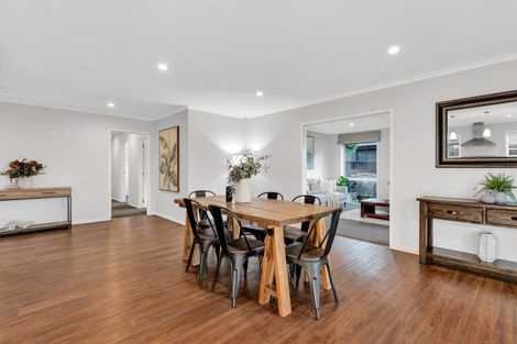 Photo of property in 48 Norfolk Drive, Cambridge, 3434