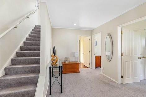 Photo of property in 33 Chartwell Drive, Crofton Downs, Wellington, 6035