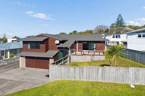Photo of property in 1/133 Nile Road, Milford, Auckland, 0620