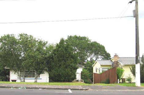 Photo of property in 1/10 White Swan Road, Mount Roskill, Auckland, 1041