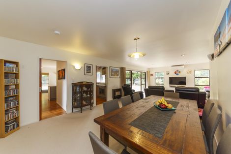 Photo of property in 32 Humphries Place, Awapuni, Palmerston North, 4412