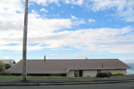 Photo of property in 50 Earls Road, Saint Clair, Dunedin, 9012