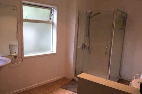 Photo of property in 44 Marywil Crescent, Hillcrest, Auckland, 0627