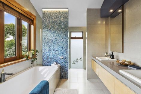 Photo of property in 169 Karepa Street, Brooklyn, Wellington, 6021