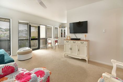 Photo of property in 15/19 Langana Avenue, Browns Bay, Auckland, 0630