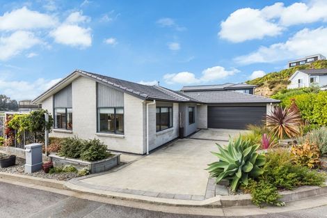 Photo of property in 24 Margaret Shields Avenue, Aotea, Porirua, 5024