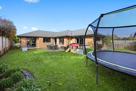 Photo of property in 4 Azure Place, Huntington, Hamilton, 3210