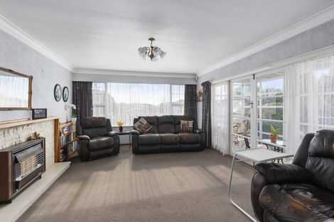 Photo of property in 94 Bartholomew Road, Levin, 5510