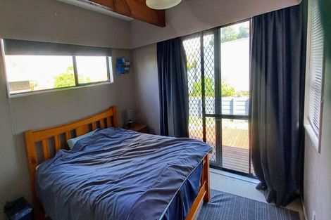 Photo of property in 27b Mana Esplanade, Paremata, Porirua, 5026