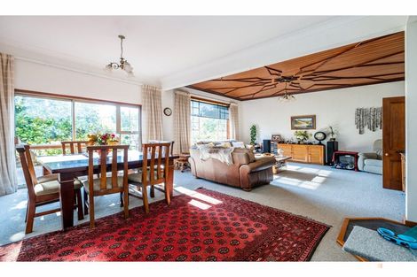 Photo of property in 72 Timaru Road, Waimate, 7924
