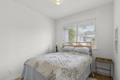 Photo of property in 19 Church Street, Northcote Point, Auckland, 0627