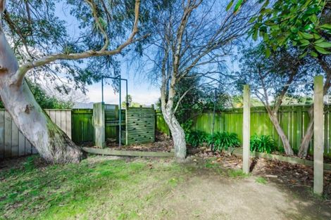 Photo of property in 79 Mazengarb Road, Paraparaumu Beach, Paraparaumu, 5032