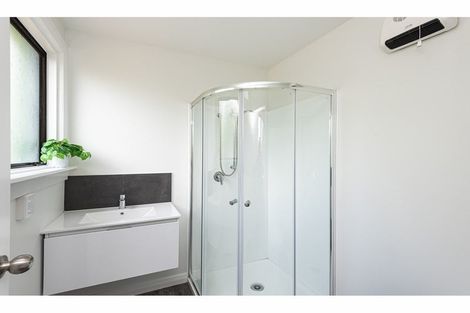 Photo of property in 335 Hills Road, Mairehau, Christchurch, 8013