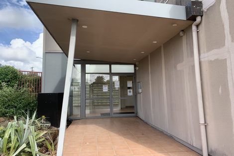 Photo of property in 30/8c Westward Ho Road, Glen Eden, Auckland, 0602