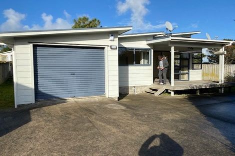 Photo of property in 16 Lincoln Road, Manurewa East, Auckland, 2102