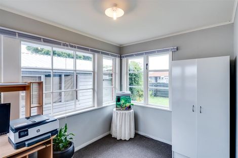 Photo of property in 97 Nuffield Avenue, Marewa, Napier, 4110