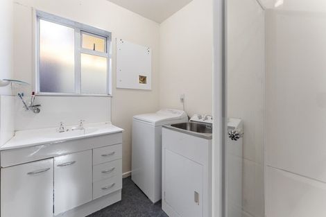 Photo of property in 84 Heretaunga Square, Silverstream, Upper Hutt, 5019