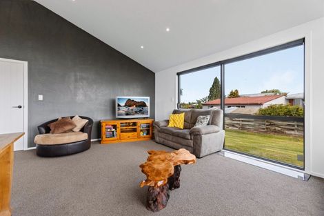 Photo of property in 54 Caulfeild Street, Ranfurly, 9332
