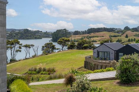 Photo of property in 3/25 Rangitahi Road, Raglan, 3225
