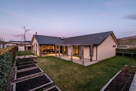 Photo of property in 42a-b Kelliher Drive, Wanaka, 9305