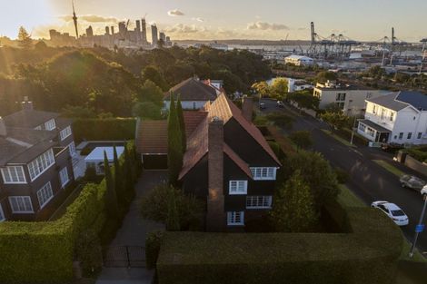 Photo of property in 130 St Stephens Avenue, Parnell, Auckland, 1052