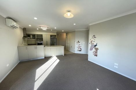 Photo of property in 6 Mana Place, Poraiti, Napier, 4112