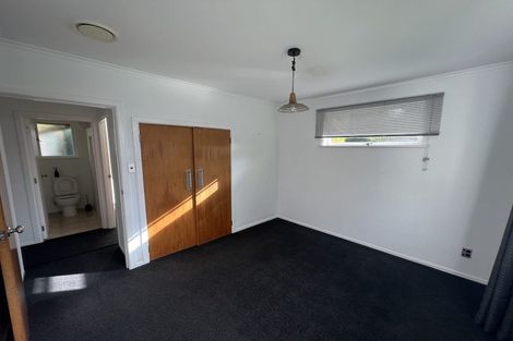 Photo of property in 8 Widmore Drive, Massey, Auckland, 0614