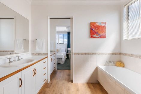 Photo of property in 6 Saint Andrews Drive, Bethlehem, Tauranga, 3110