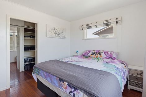 Photo of property in 3 Armagh Street, Levin, 5510