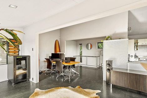 Photo of property in 395 Titirangi Road, Titirangi, Auckland, 0604