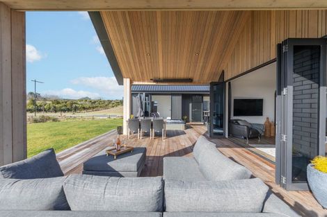 Photo of property in 55 Raupo Crescent, Wharewaka, Taupo, 3330