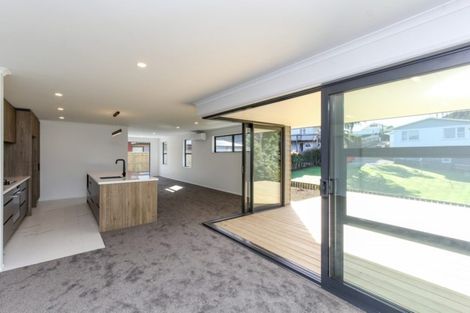 Photo of property in 5 Mackillop Way, Brooklands, New Plymouth, 4310