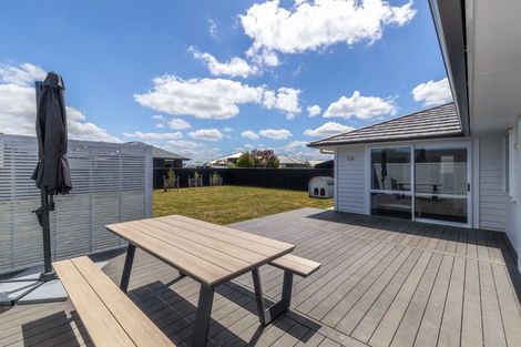 Photo of property in 28 George Street, Bulls, 4818