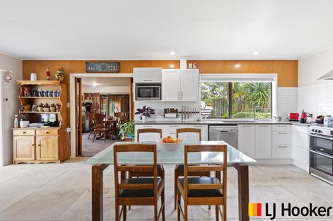 Photo of property in Glenbrook Beach Road, Glenbrook, 2681