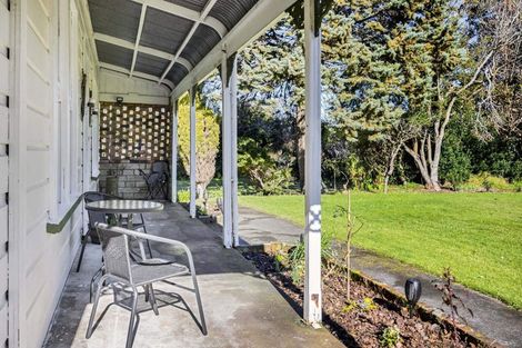Photo of property in 24 Castle Street, Eltham, 4322