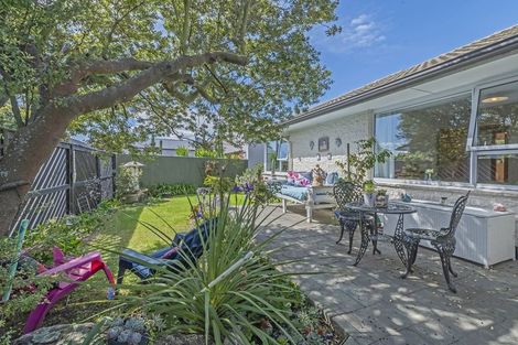 Photo of property in 1/26 Staveley Street, Avonhead, Christchurch, 8042