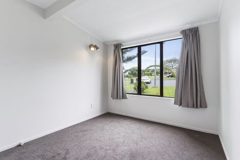 Photo of property in 23 Crail Court, Totara Heights, Auckland, 2105