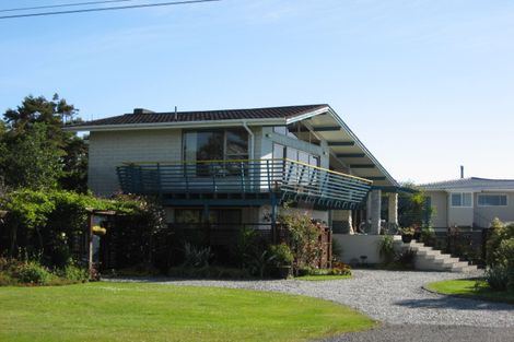 Photo of property in 26 Golf Links Road, Carters Beach, Westport, 7825