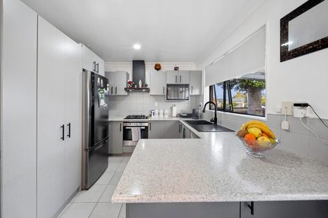 Photo of property in 125 Russell Road, Manurewa, Auckland, 2102