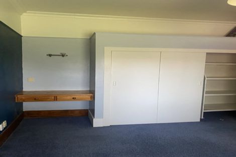 Photo of property in 16 Botanical Road, Takaro, Palmerston North, 4412