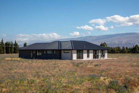 Photo of property in 21 Thyme Fields Road, Springvale, 9393