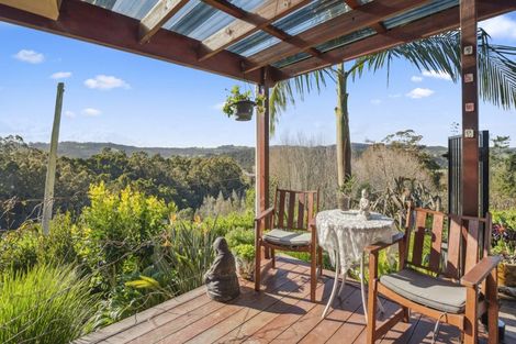 Photo of property in 82 Pinchgut Road, Kaukapakapa, 0873