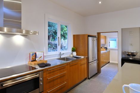 Photo of property in 103 Hackthorne Road, Cashmere, Christchurch, 8022