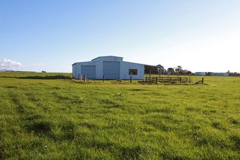 Photo of property in 37 Matarikoriko Road, Brixton, Waitara, 4382