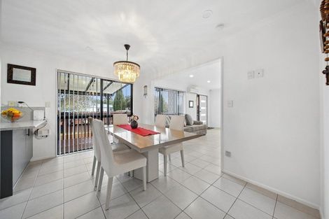 Photo of property in 125 Russell Road, Manurewa, Auckland, 2102